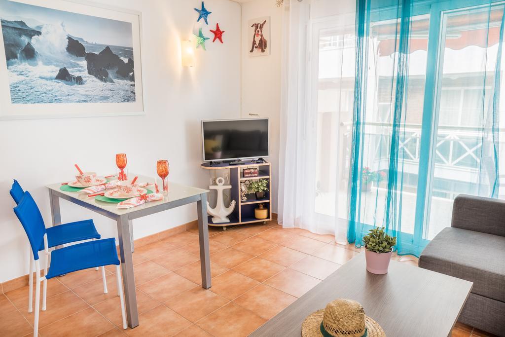Apartamento En 萨洛 外观 照片