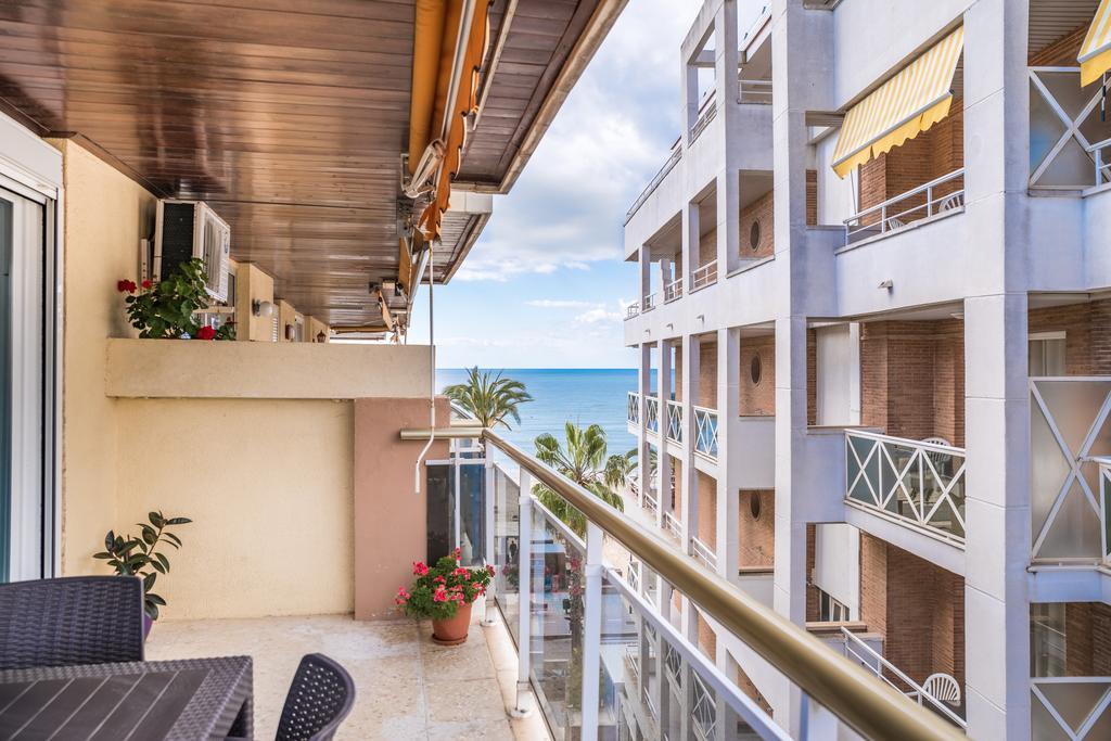 Apartamento En 萨洛 外观 照片